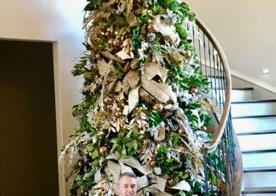 Seasonal Holiday Decorating