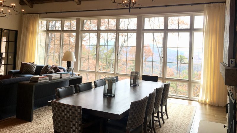 Dining Table: How Your Dining Table Can Become the Centerpiece of Your Home